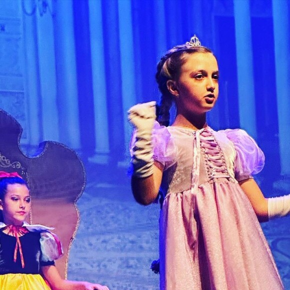 Foto de Eva Huck derreteu famosos na web. 'Que olhar especial', escreveu Fernanda Gentil