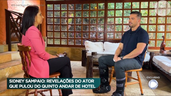 Sidney Sampaio está usando botas nas duas pernas após cair de hotel; ator afirmou já ter tido diagnóstico de depressão