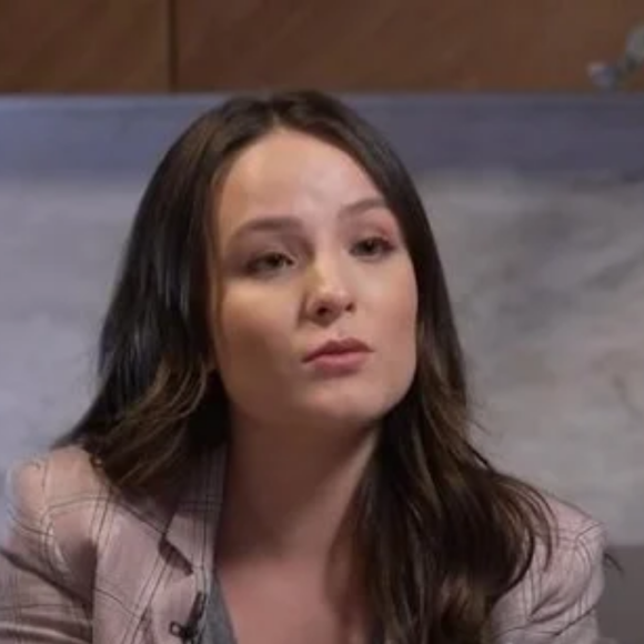 No último final de semana, Larissa Manoela expôs seus pais no 'Fantástico'