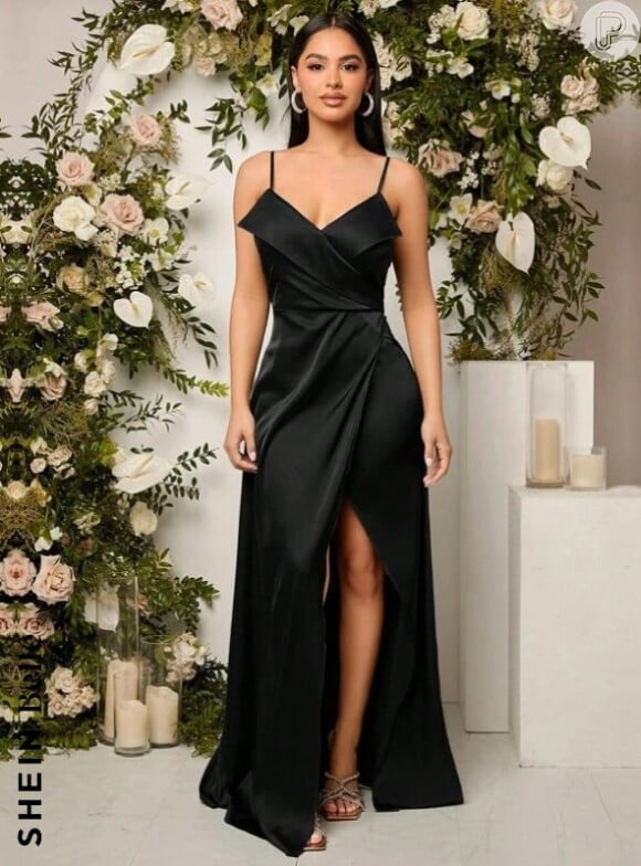 Vestido de noiva preto pode ser uma escolha de uma mulher inovadora e de atitude.