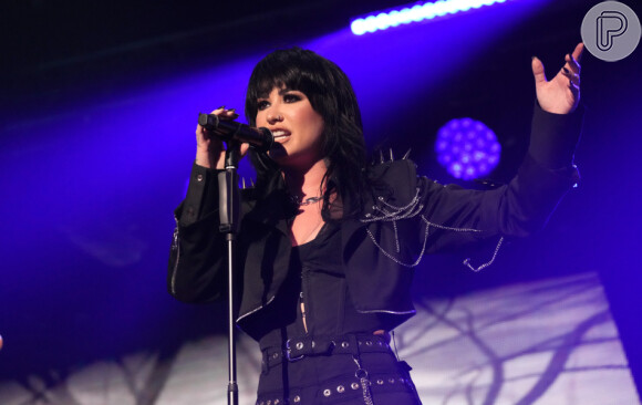 Demi Lovato: com show no The Town, cantora bate recorde de vindas ao Brasil
