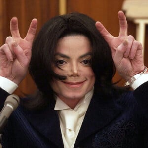 Michael Jackson celebrou 50 anos de vida cerca de 10 meses antes de sua trágica morte