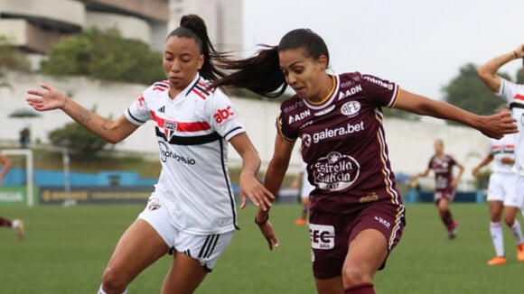 Semifinais do Brasileirão Feminino 2023: Corinthians x Santos ou Ferroviária x São Paulo? Qual jogo a Globo exibe ao vivo?