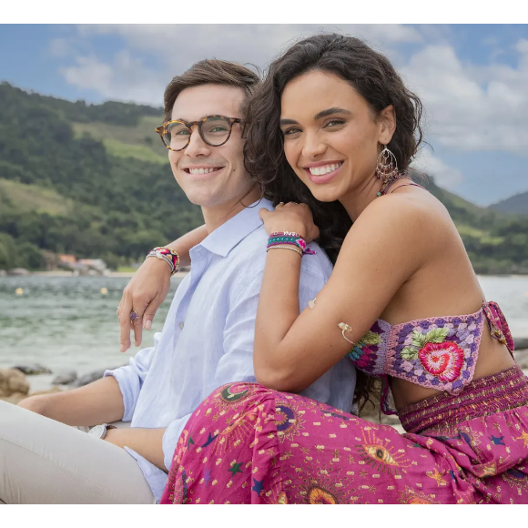 Nicolas Prattes torce pelo amor de seu personagem com o de Giovana Cordeiro