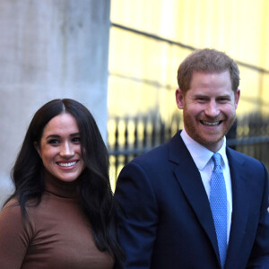 Príncipe Harry e Meghan Markle marcaram presença no show de Beyoncé em Los Angeles nesta sexta-feira (01)