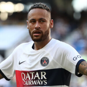 Neymar estava no Paris Saint Germain, mas decidiu trocar a França pela Arábia Saudita