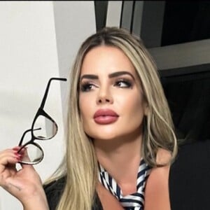 Denise Rocha fez uma doação para ajudar as vítimas do desastre e criou uma campanha para incentivar outras musas do OnlyFans a repetirem a atitude