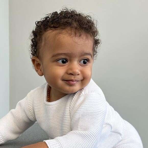 Viviane Araujo compartilha vários momentos do filho, Joaquim, em suas redes sociais