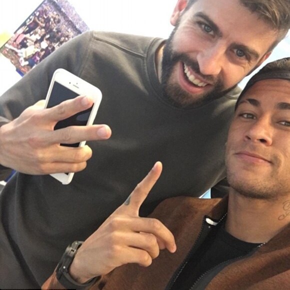 Piqué e Neymar jogaram juntos durante os tempos de Barcelona do brasileiro