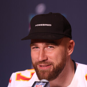 Travis Kelce e Taylor Swift são vistos juntos e aumentam rumores de romance