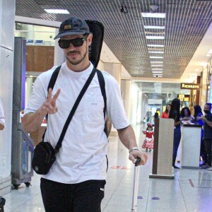 José Loreto também foi alvo de críticas da mãe de Luma Costa: 'O ator em questão é um fanfarrão metido a galã que todo meio conhece bem a falta de noção'