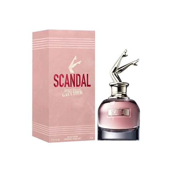 Perfume Scandal, da Jean Paul Gaultier, foi feito pensando na parisiense elegante, festiva e sexy que se diverte nos bairros efervescentes de Paris e é uma das fragrâncias femininas que os homens mais amam