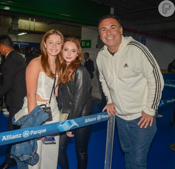 Reinaldo Gottino foi com a filha, Giovana, à esquerda, ao show do The Weeknd