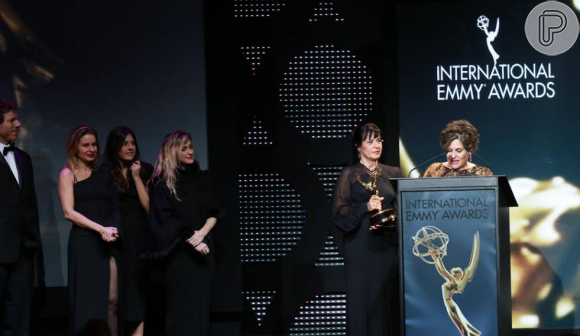 Elenco, autoras e direção participaram da premiação de 'Joia Rara', como melhor novela de Emmy Internacional