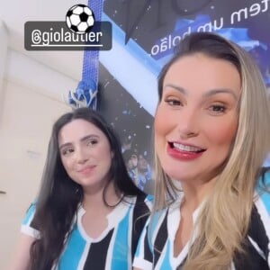 Andressa Urach e Giovanna Lautier gravam vídeo pornô usando uniforme do time de futebol Grêmio
