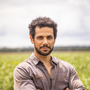 Amaury Lorenzo está fazendo sucesso como Ramiro em 'Terra e Paixão'