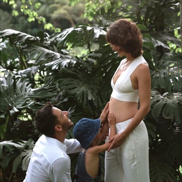 Mônica Benini engravidou de Lara durante o processo de produção do primeiro álbum de Junior