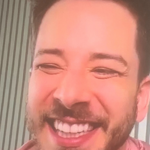 Junior Lima: 'A paternidade me aflorou. Eu descobri novas formas de amor. Intensificou isso, é um contato muito grande com as minhas emoções'