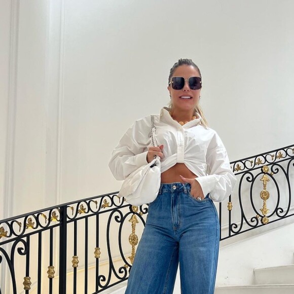 Poliana Rocha recebeu a seguinte pergunta em uma caixinha do Instagram: 'Como você se sente xingada de corna na internet?'
