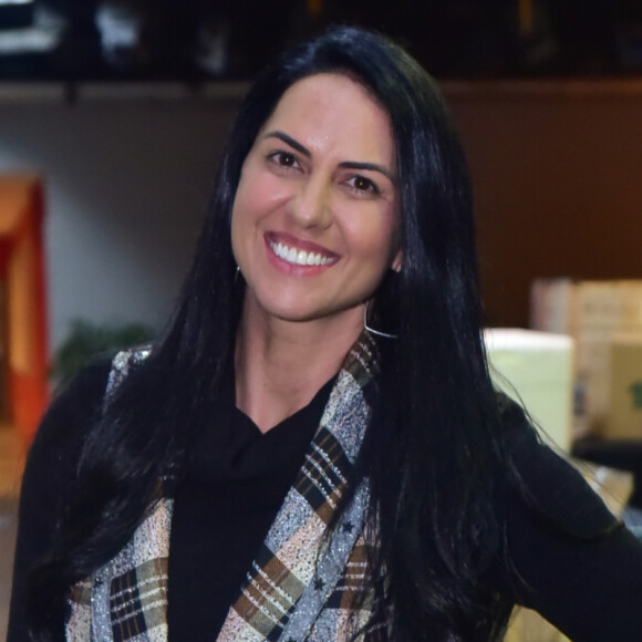 Graciele Lacerda: 'Sei que vocês querem que eu fale, que eu me defenda. Eu não posso falar nada agora, porque tudo está sendo resolvido e em segredo de Justiça'