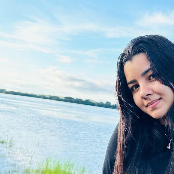 Grávida, namorada de João Gomes, Ary Mirelle admitiu que procedimento é arriscado em sua situação (ela está na 26ª semana de gravidez)