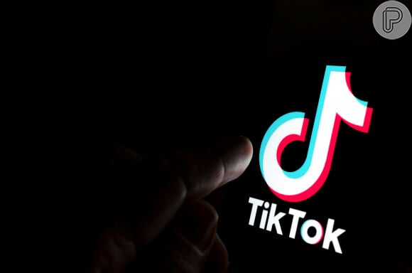 Especialista dá detalhes do fenômeno 'pôrno TikTok': 'Vídeos curtos com elementos visuais vibrantes, edição dinâmica, trilhas envolventes e uma abordagem mais descontraída e autêntica'