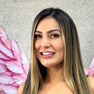 Andressa Urach tem feito muito sucesso com seu perfil no OnlyFans