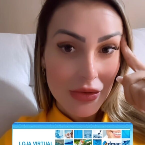 Andressa Urach se revoltou e disse ter sido vítima de um roubo pela companhia de água