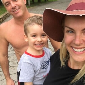 Ana Hickmann fez boletim de ocorrência contra o marido, Alexandre Correa, porém optou por rejeitar medida protetiva