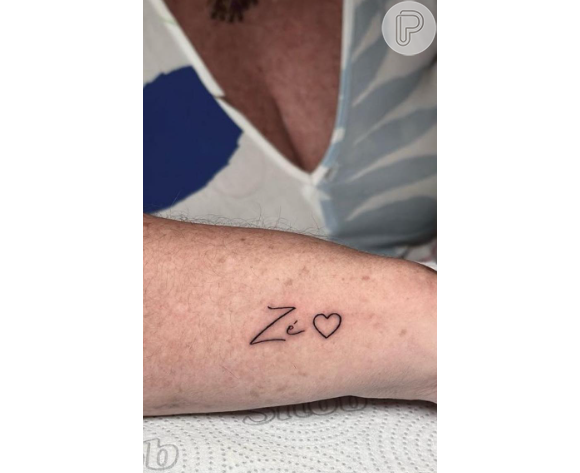 Mãe de Virginia tatuou o apelido de Zé Felipe e fez ainda um coração como homenagem ao genro