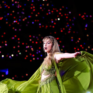Taylor Swift após passagem turbulenta no Rio de Janeiro vai aterrizar em São Paulo para uma sequências de shows