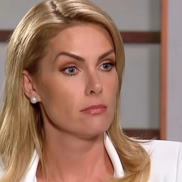 Ana Hickmann ainda recebeu uma mensagem de apoio de Maria da Penha, mulher que originou a lei
