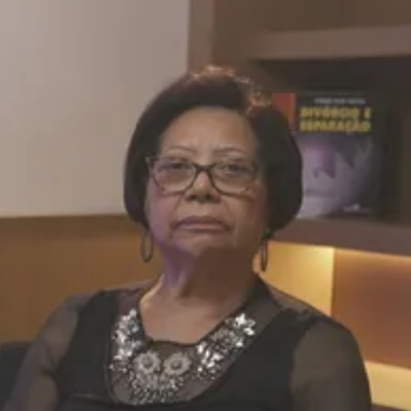 Os pais da jogadora Walewska Oliveira, Geraldo Vieira de Oliveira e Maria Aparecida Moreira, concederam uma entrevista ao "Fantástico" deste domingo (03)