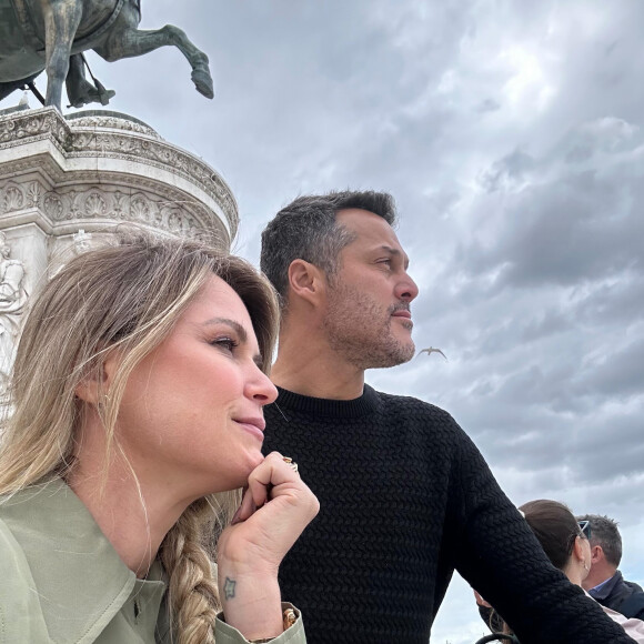 Susana Werner frisou que ama Júlio César, a quem chama de 'futuro ex-marido', mas acredita que o goleiro possa estar sendo influenciado