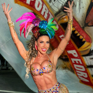 Carnaval 2024: Tati Minerato é a rainha de bateria da Porto da Pedra, que terá Giovana Cordeiro como musa