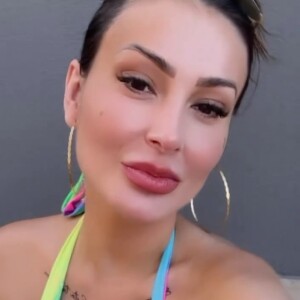 Andressa Urach voltou a causar polêmica nas redes sociais por conta de seus conteúdos adultos