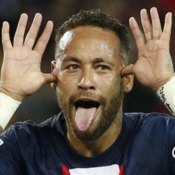 Neymar reagiu após ser acusado de ignorar fãs em seu cruzeiro: 'Para quem não foi, meus sentimentos'
