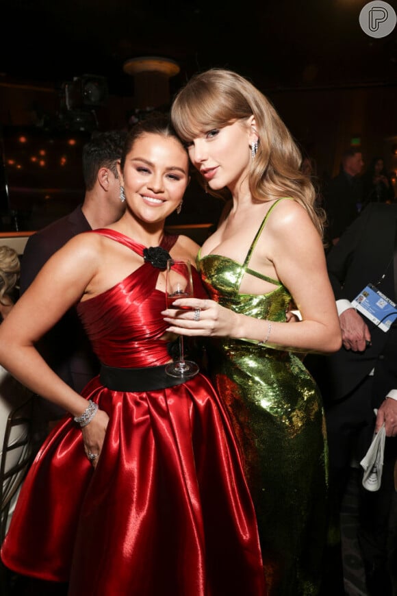 Taylor Swift e Selena Gomez se conhecem há anos, Gomez já afirmou que Swift seria sua única amiga no meio dos business