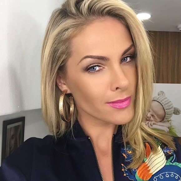 Ana Hickmann está se separando de Alexandre Correa desde que o denunciou por violência doméstica e outras cositas más