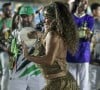 Carnaval 2024: Fabiola Andrade surgiu com look recortado e muitas franjas para especial da Globo