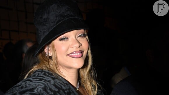 Rihanna está grávida de novo? Vídeo da cantora em restaurante francês dá o que falar na web