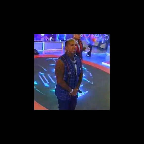 Rodriguinho virou assunto nas redes sociais por sorrir e dançar no 'BBB 24'