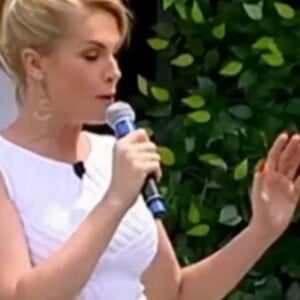 Ana Hickmann apareceu na TV com o braço machucado