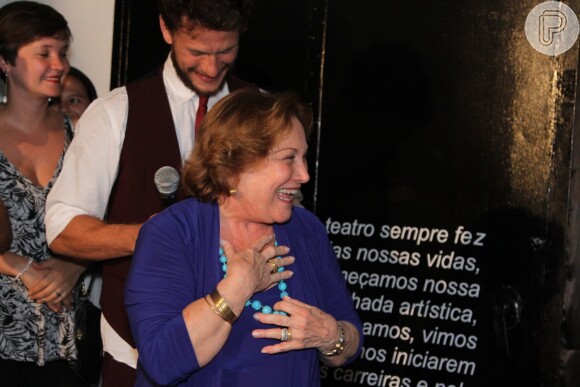 Nicette Bruno compareceu à inauguração da sala Paulo Goulart, no Teatro Augusta, em São Paulo