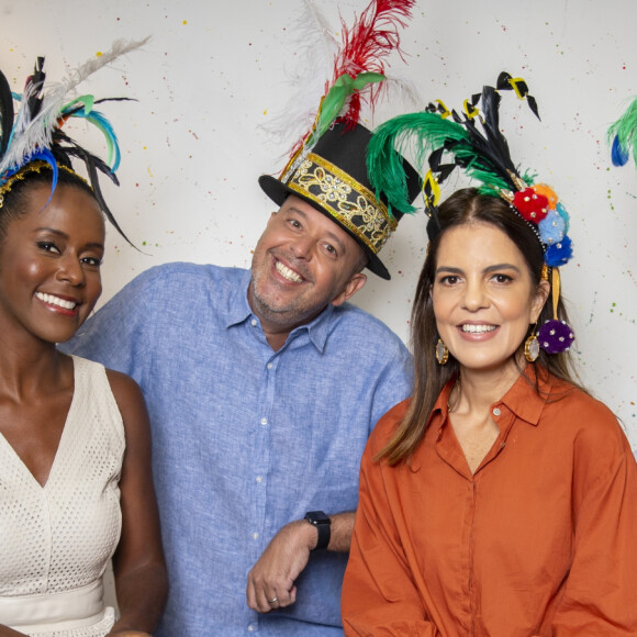 Carnaval 2024 na Globo: a ausência de jornalistas na cobertura dos desfiles também foi sentida pelo público