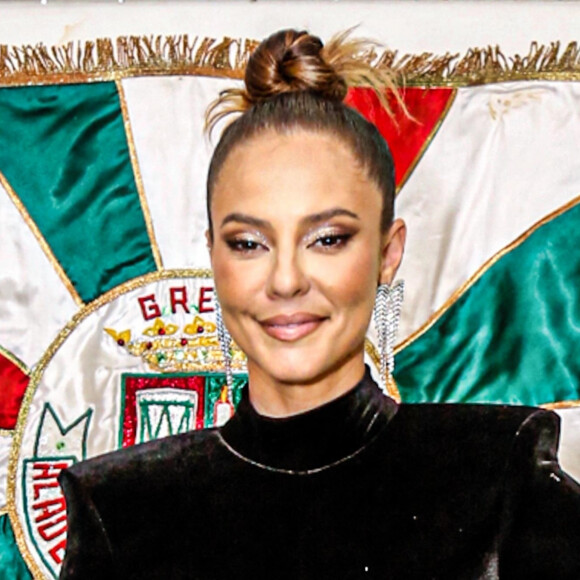 Paolla Oliveira permanece como Rainha de Bateria da Grande Rio em 2025