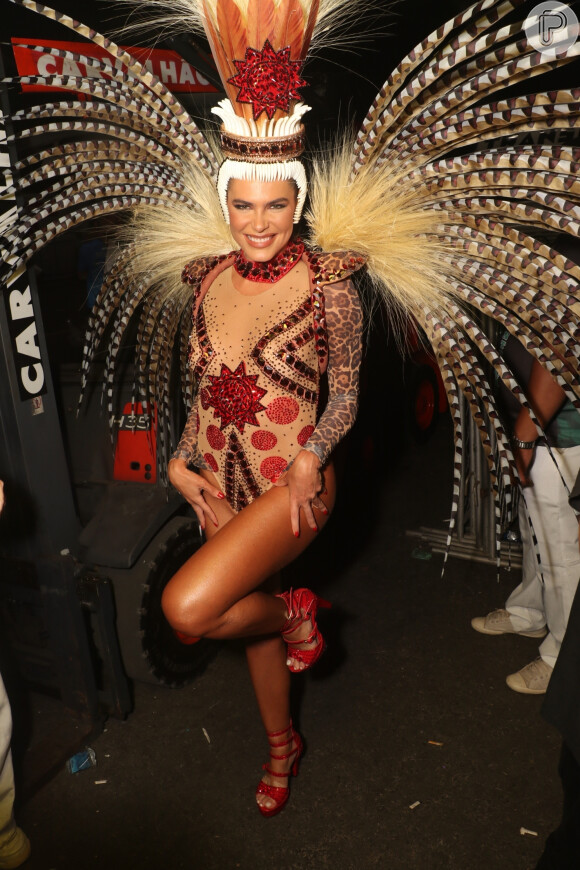 Carnaval 2024 do Rio: Mariana Goldfarb também desfilou como musa da Grande Rio