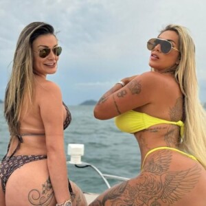 Juju Ferrari, ex-affair de Andressa Urach, gera polêmica ao publicar vídeo limpando o bumbum com dinheiro