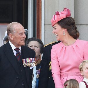 Kate Middleton ganhou um prêmio especial do Principe Phillip ainda em sua adolescência
