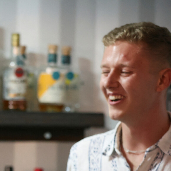 Kate Middleton já trabalhou como garçonete